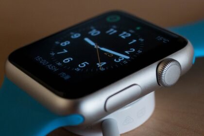 No, iOS 18.1 Beta Didn’t Leak the New Apple Watch Series 10 Design